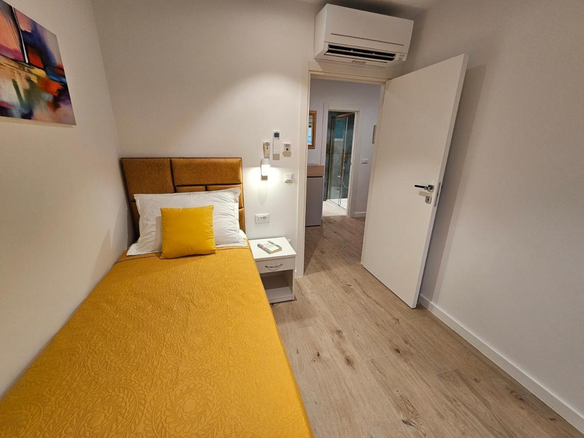 Luxury Spacious Apartment Maringo Split Buitenkant foto