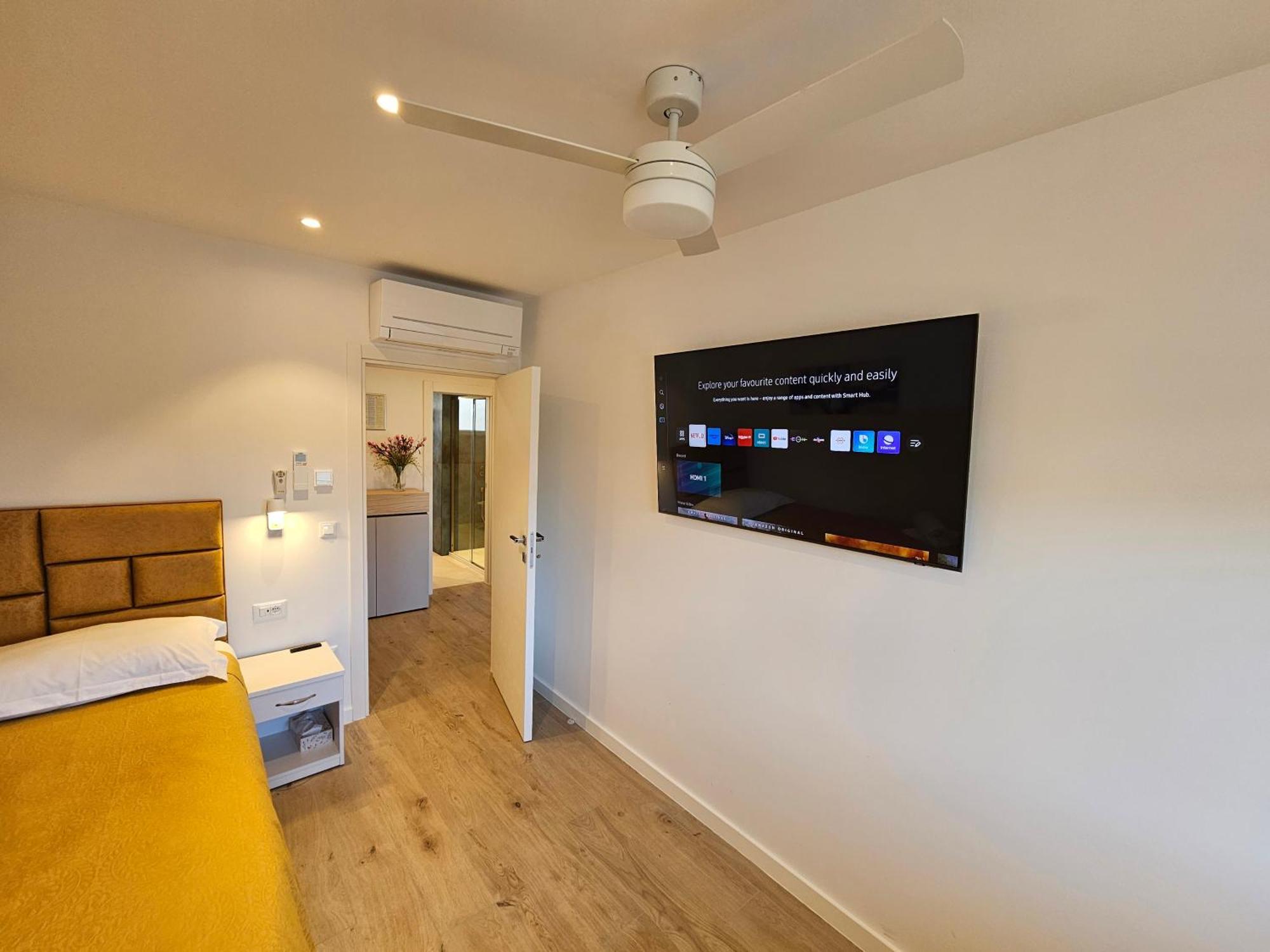 Luxury Spacious Apartment Maringo Split Buitenkant foto