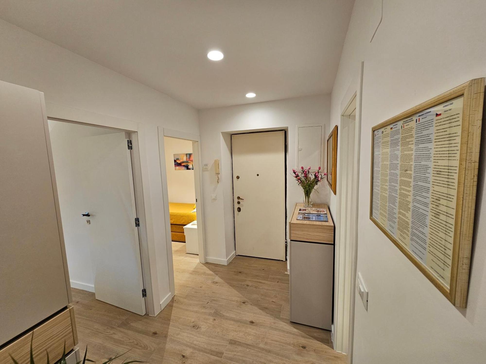 Luxury Spacious Apartment Maringo Split Buitenkant foto